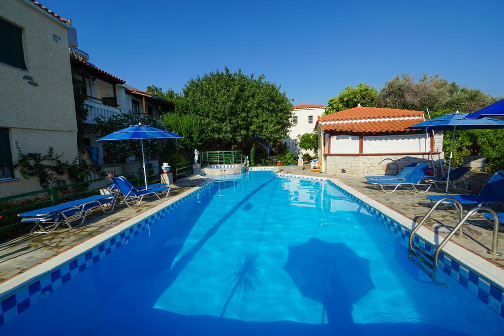 Aparthotel Albatross Marathókampos Exterior foto